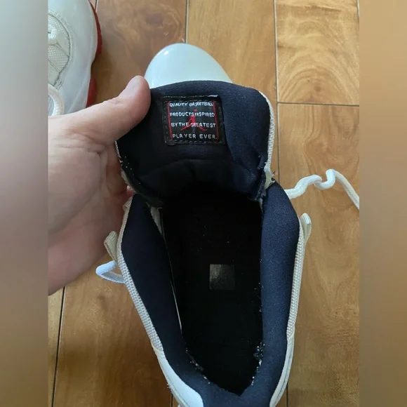 COPY - Air Jordan 11 Low Cherry Bottom Retro Sneakers Men’s Size 8 528895-101 - Picture 2 of 8